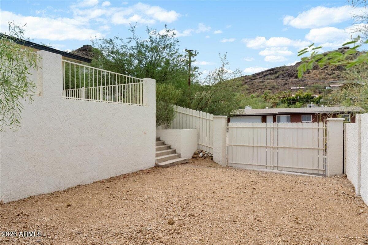 9402 N 18TH Street N, Phoenix, AZ 85020 — photo 53 of 65