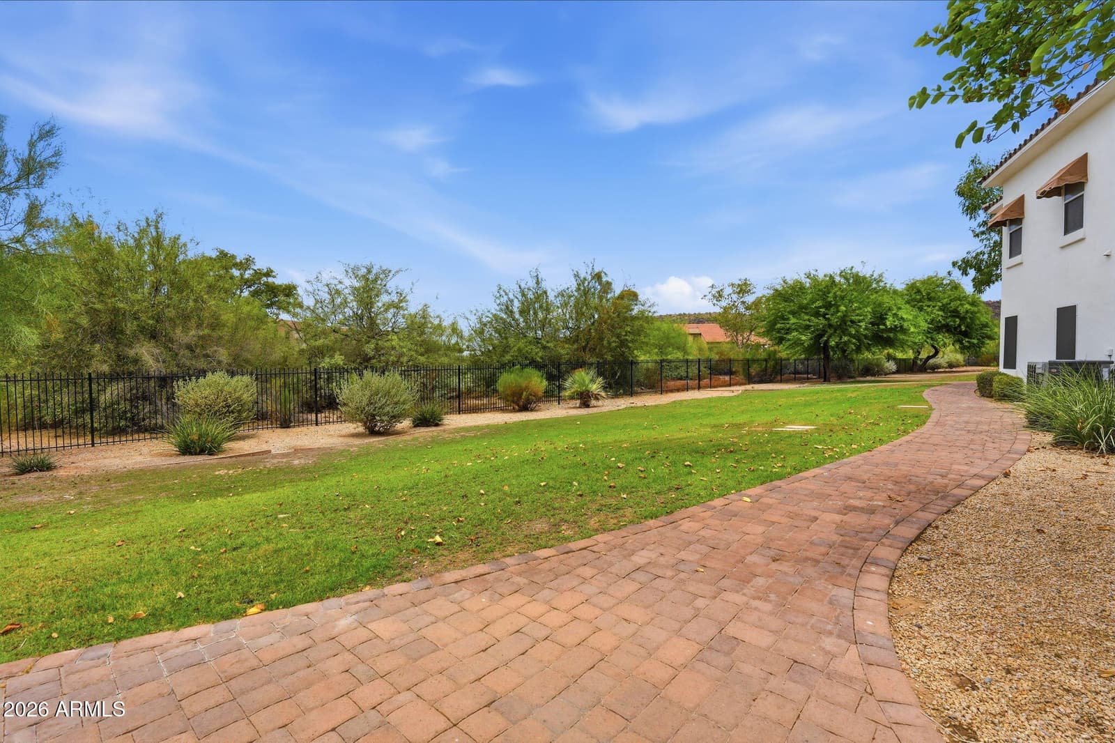 2950 W LOUISE Drive 103, Phoenix, AZ 85027 — photo 4 of 45