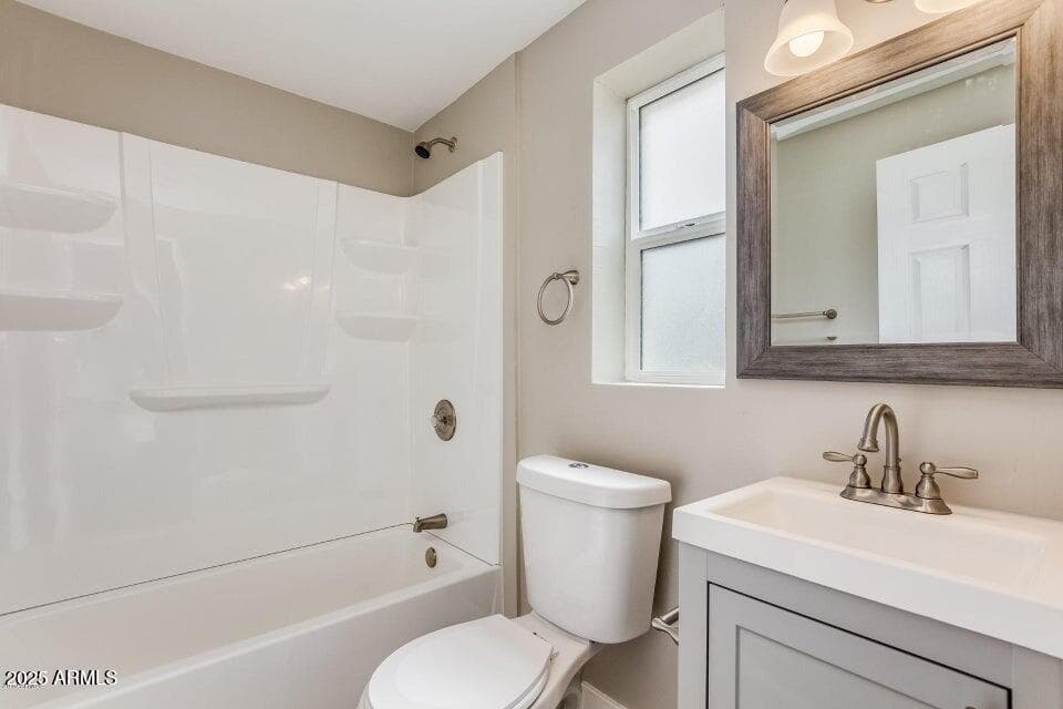 440 W Pepper Place, Mesa, AZ 85201 — photo 5 of 83