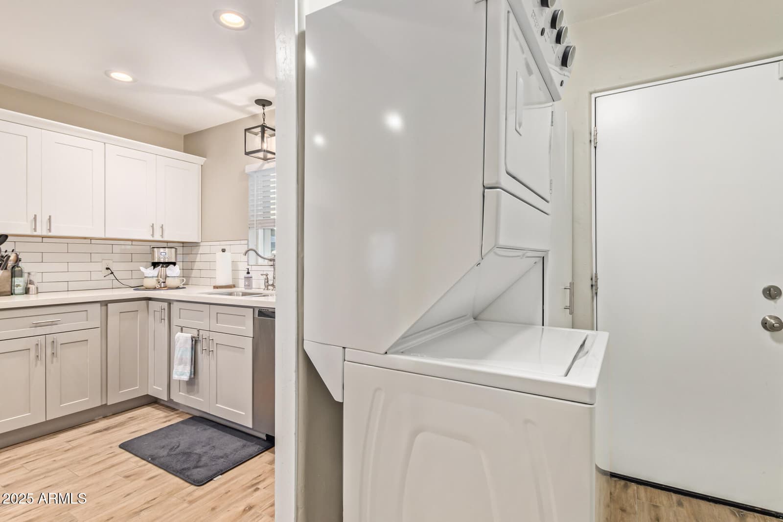 440 W Pepper Place, Mesa, AZ 85201 — photo 44 of 83