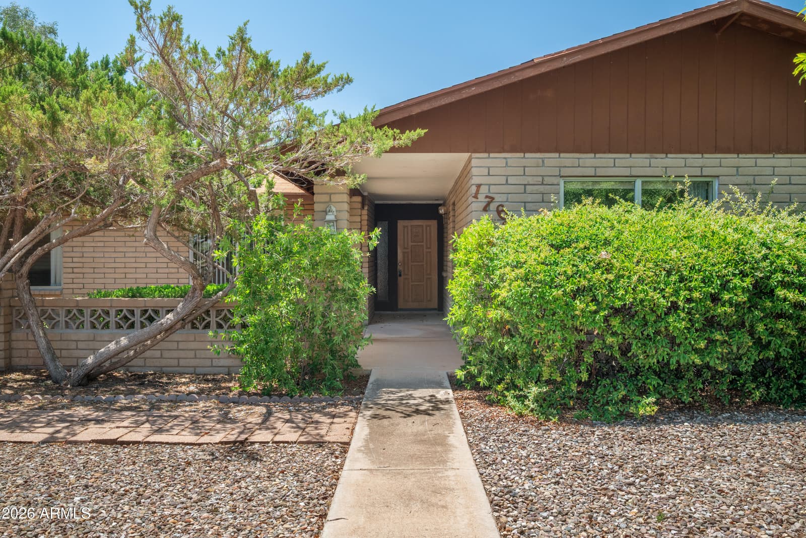 1764 BAYWOOD Lane, Sierra Vista, AZ 85635 — photo 4 of 39