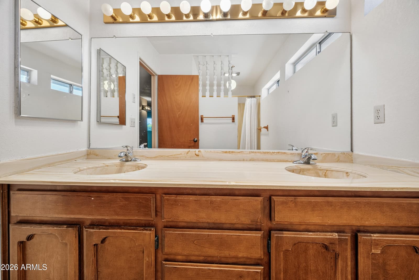 1764 BAYWOOD Lane, Sierra Vista, AZ 85635 — photo 23 of 39