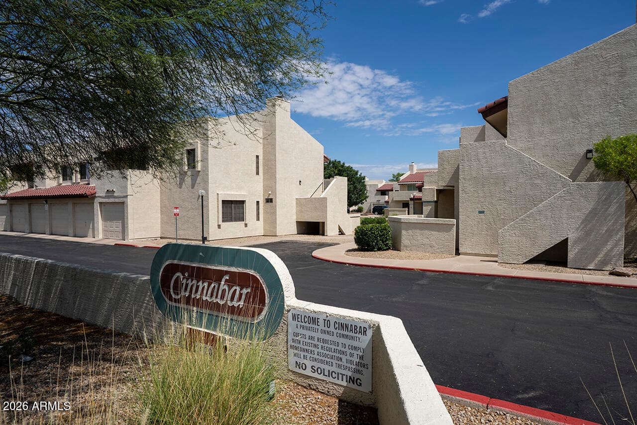 2020 W UNION HILLS Drive 114, Phoenix, AZ 85027 — photo 31 of 35