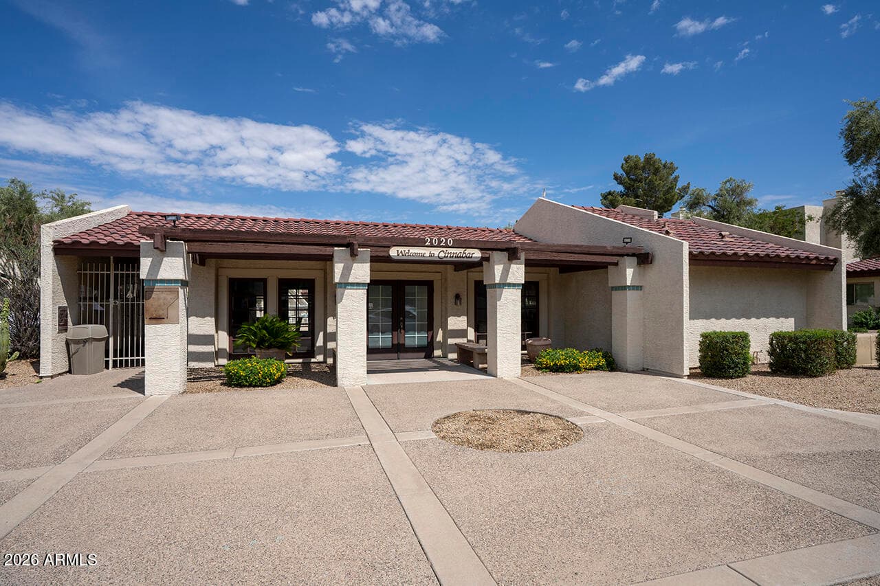 2020 W UNION HILLS Drive 114, Phoenix, AZ 85027 — photo 32 of 35