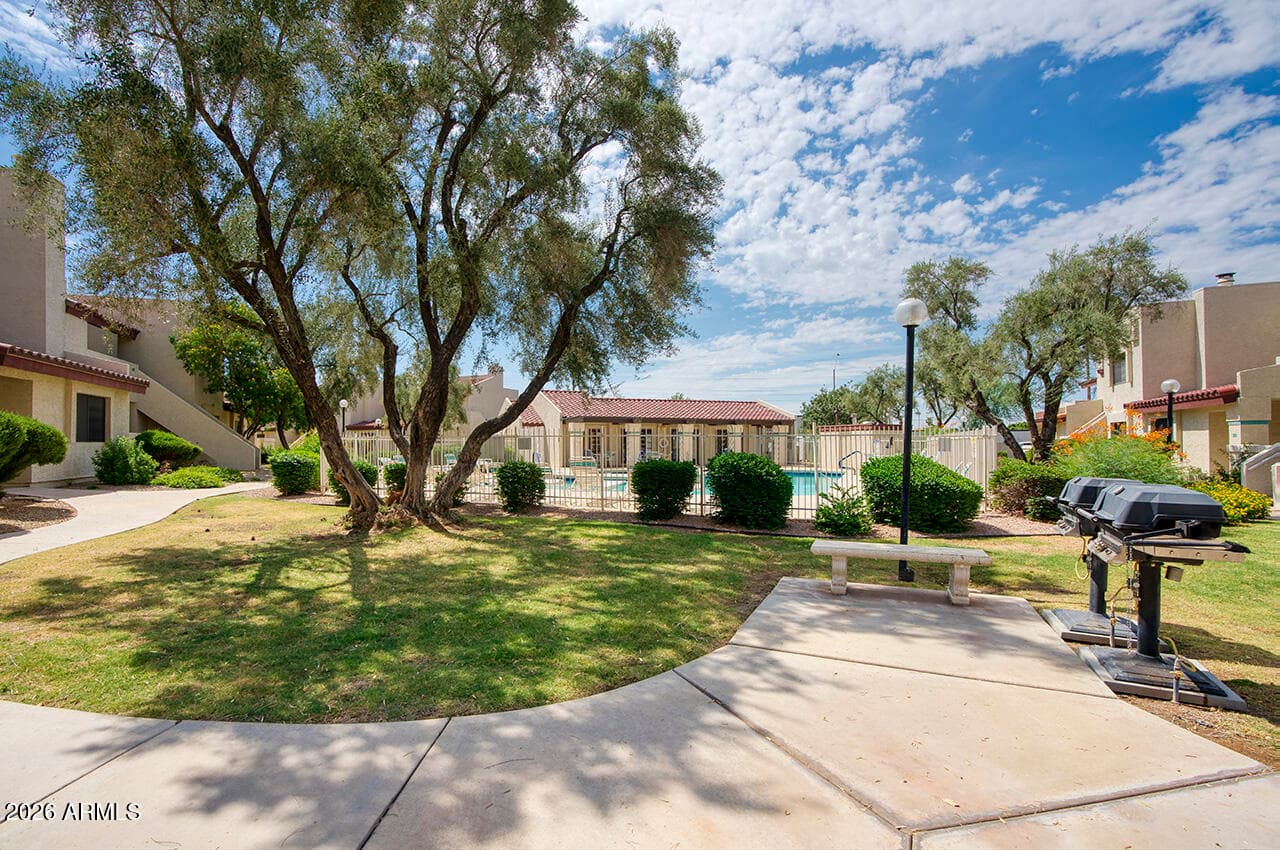 2020 W UNION HILLS Drive 114, Phoenix, AZ 85027 — photo 33 of 35
