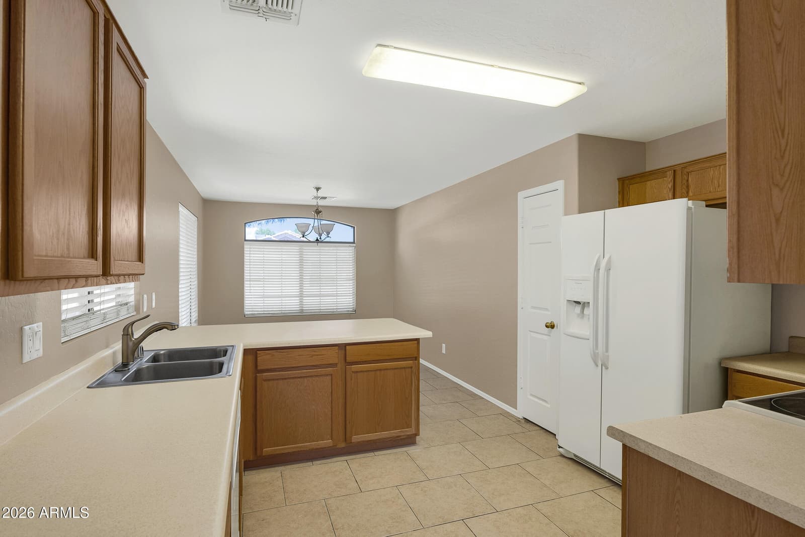 12531 W MAUNA LOA Lane, El Mirage, AZ 85335 — photo 8 of 27