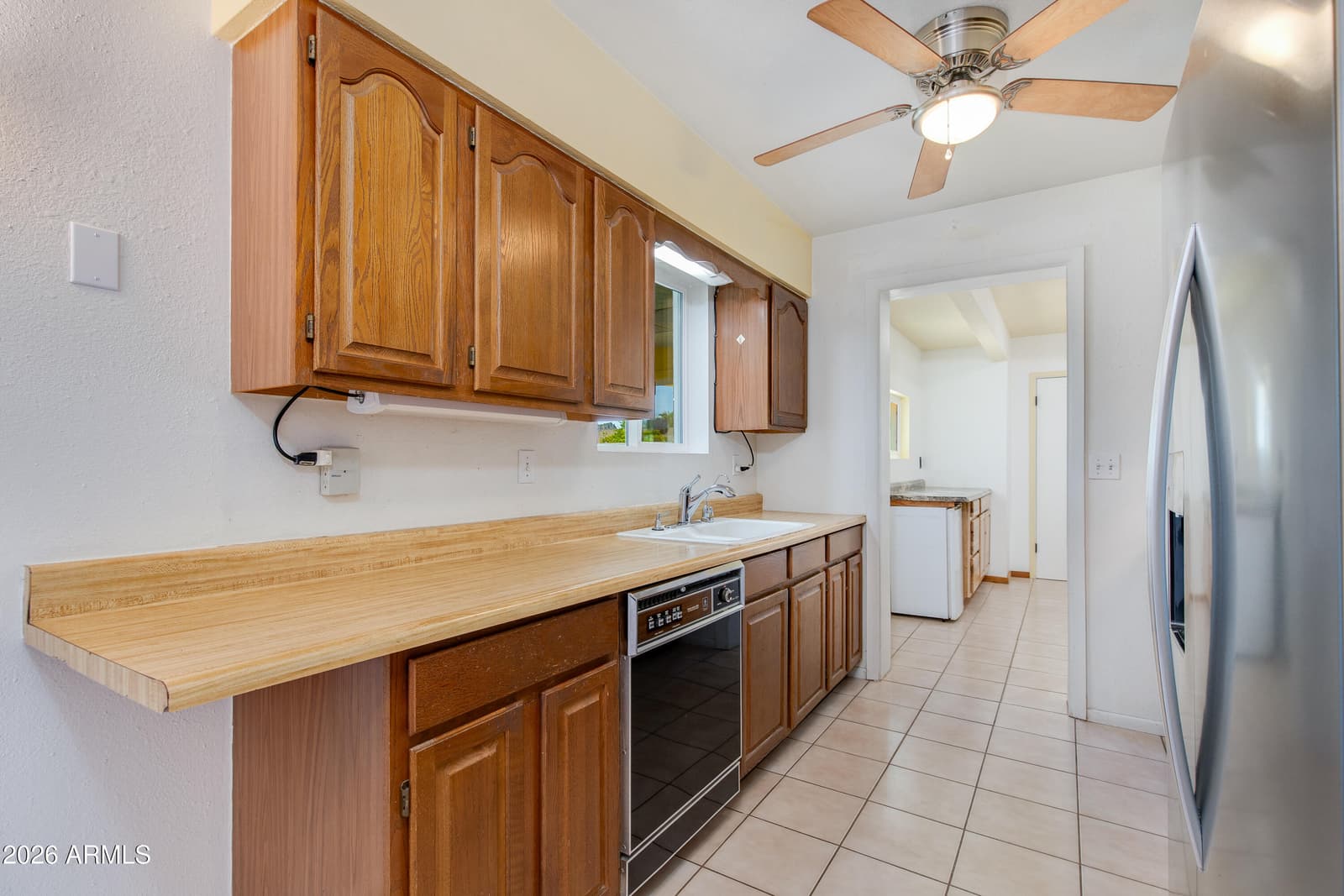 2815 E SYLVIA Street, Phoenix, AZ 85032 — photo 13 of 33