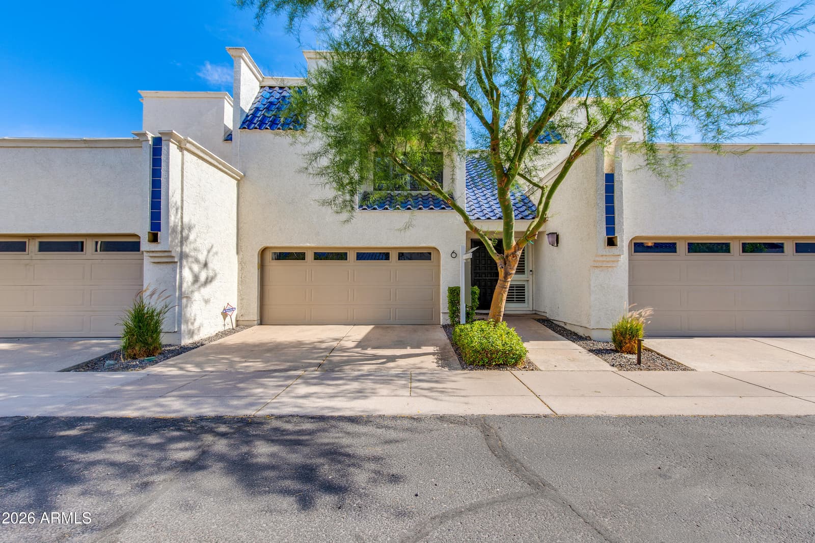 10 W GEORGIA Avenue 6, Phoenix, AZ 85013 — photo 2 of 32