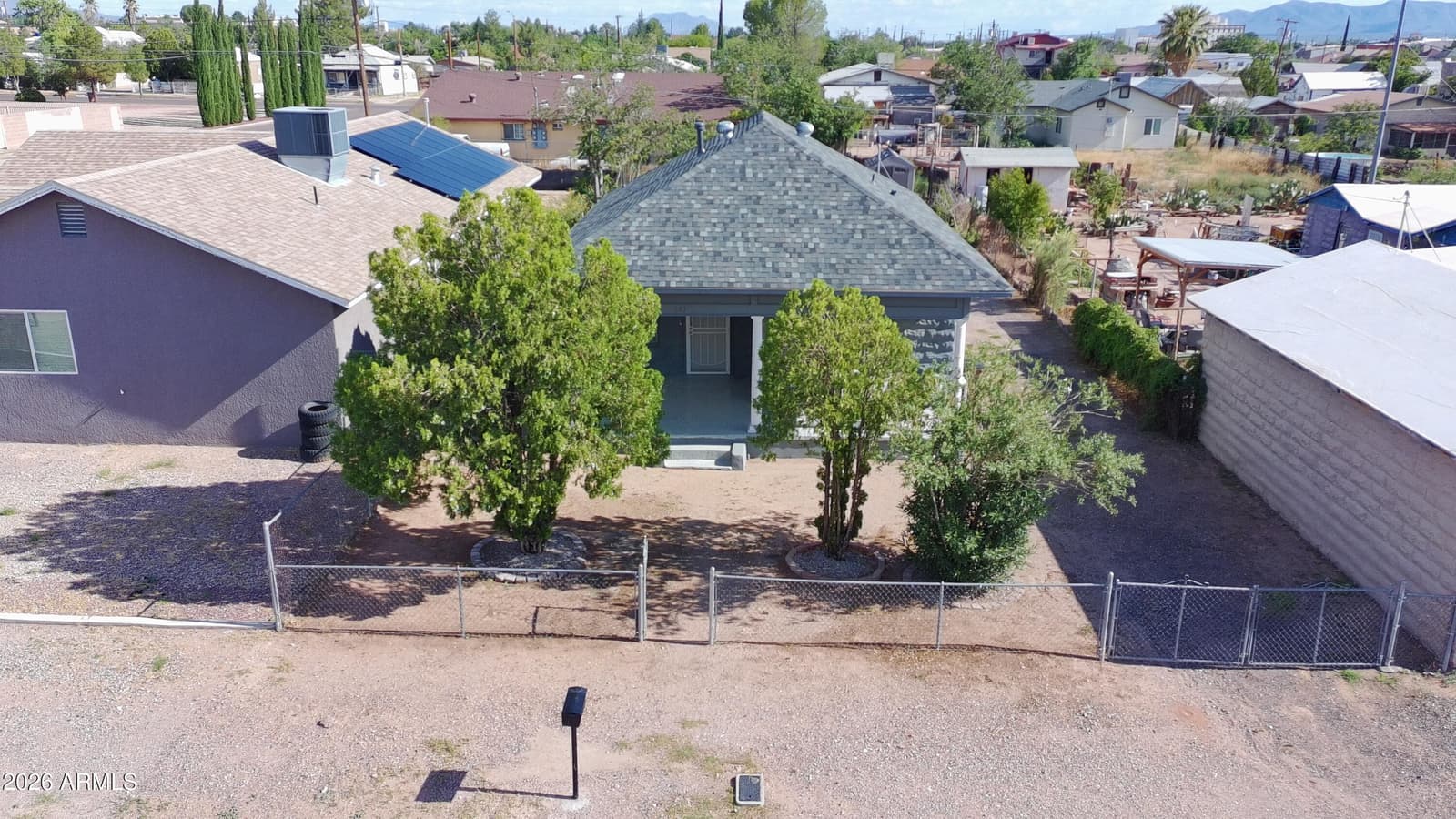 653 E 18th Street, Douglas, AZ 85607 — photo 3 of 16