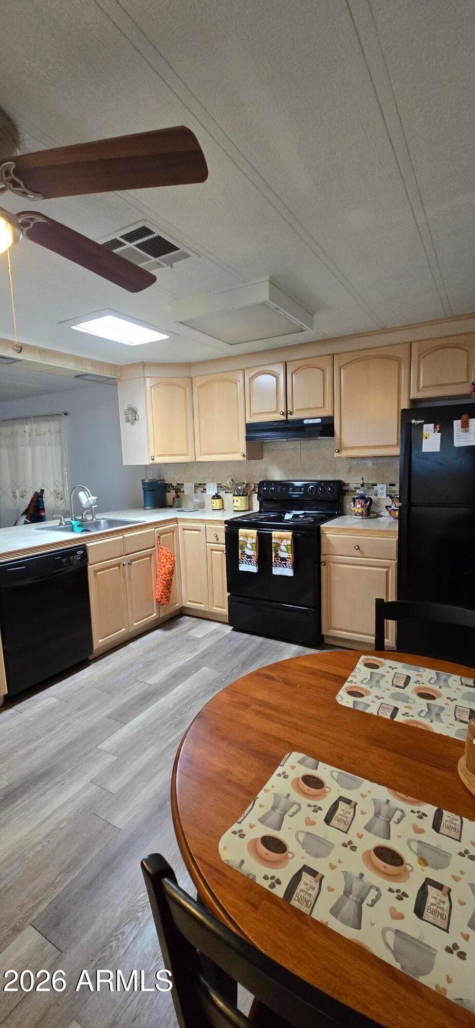 10951 N 91ST Avenue 177, Peoria, AZ 85345 — photo 3 of 10