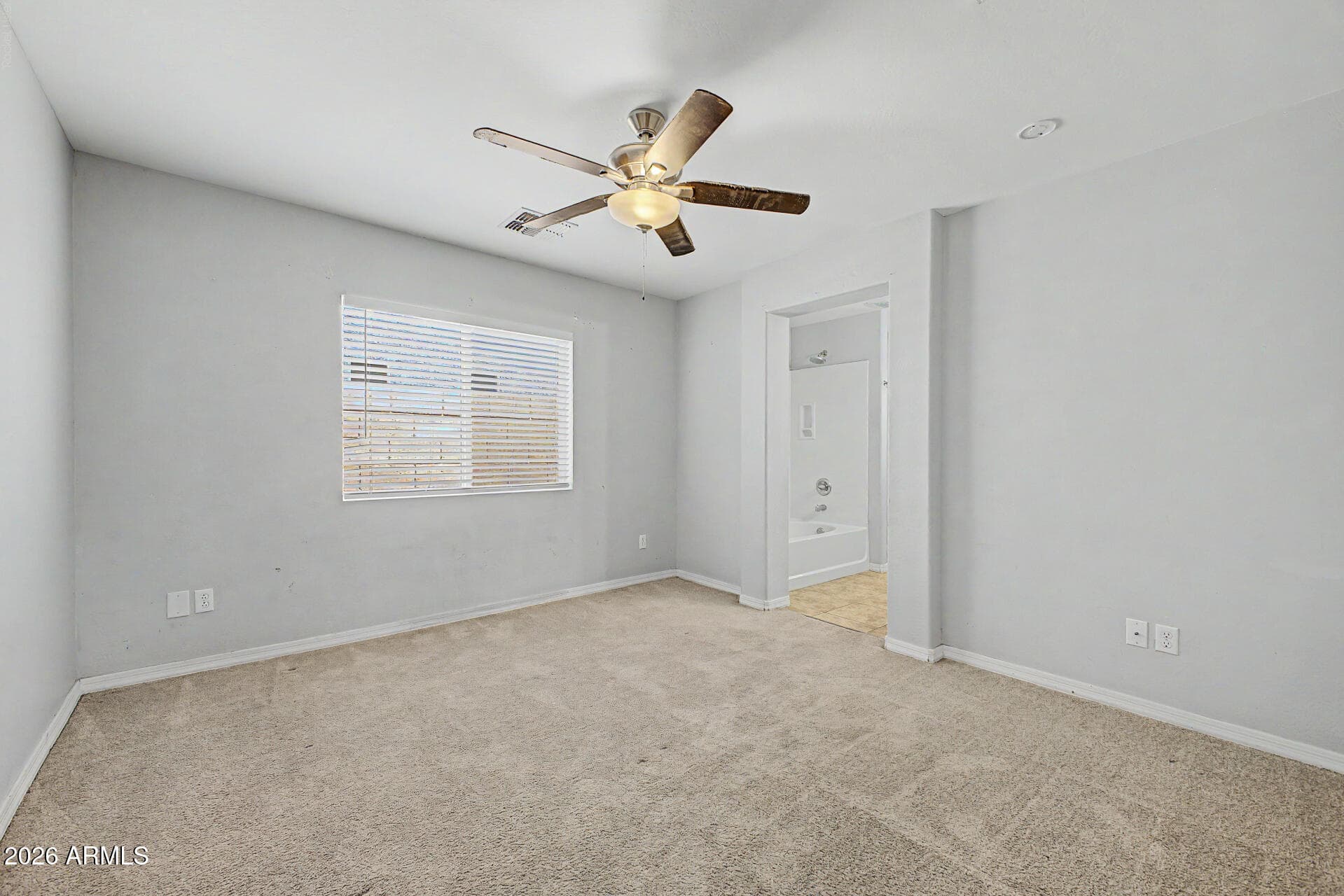 423 W ALICIA Drive, Phoenix, AZ 85041 — photo 13 of 20