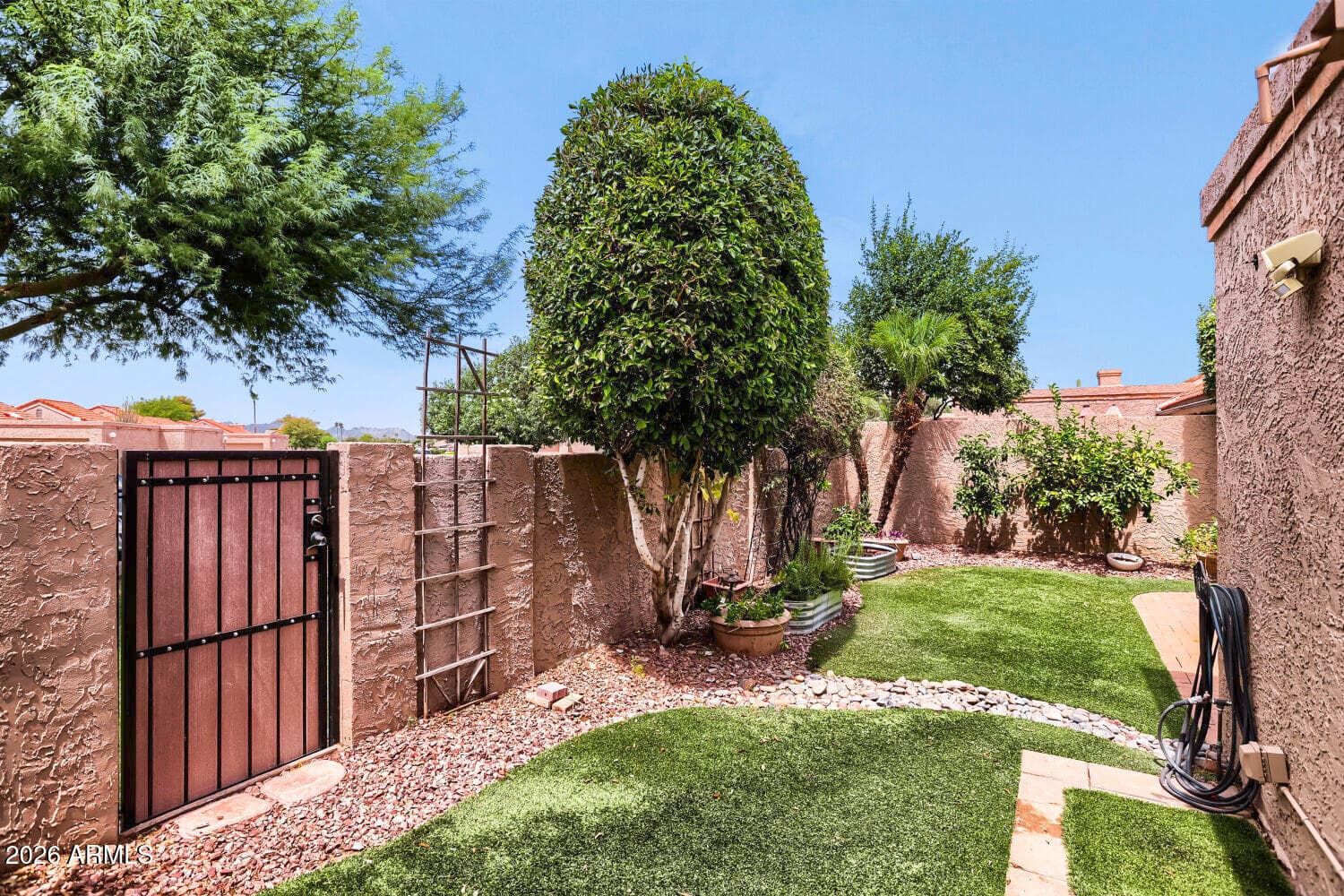 4105 E LARKSPUR Drive, Phoenix, AZ 85032 — photo 31 of 41