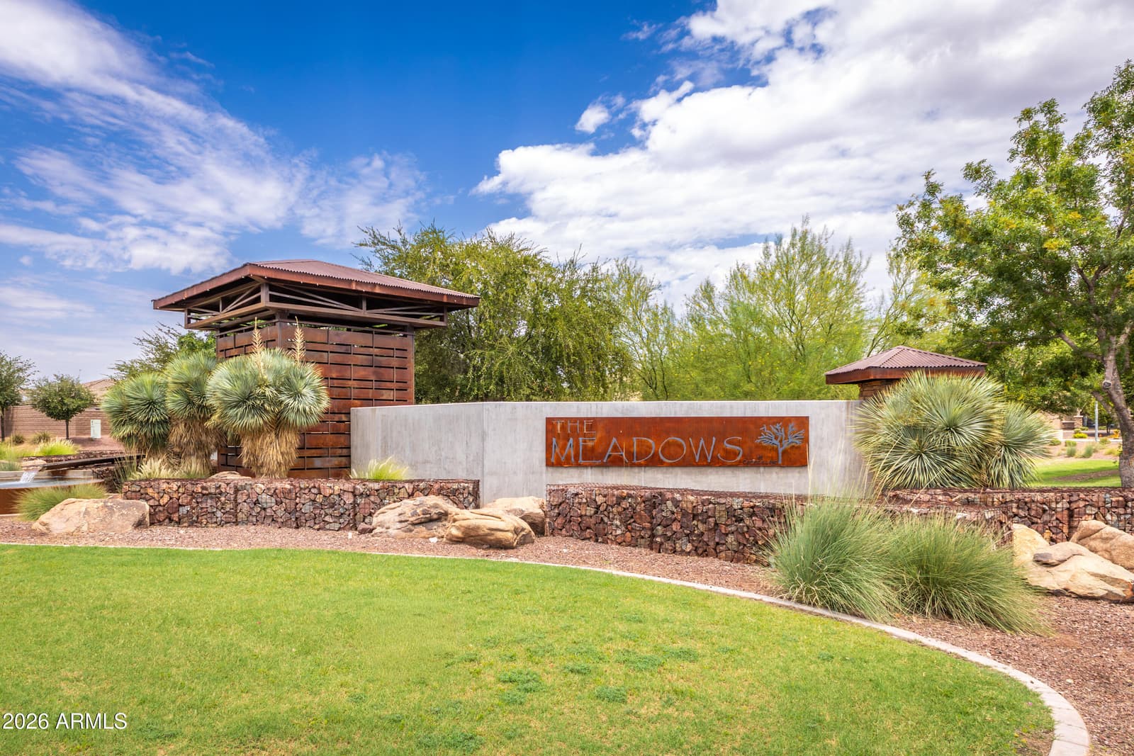 9416 W PARKSIDE Lane, Peoria, AZ 85383 — photo 43 of 47