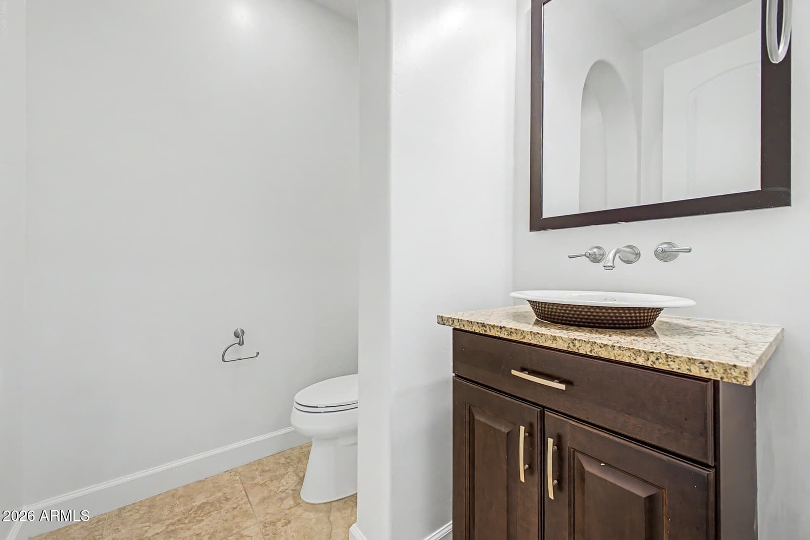2923 E CONSTANCE Way, Phoenix, AZ 85042 — photo 14 of 45