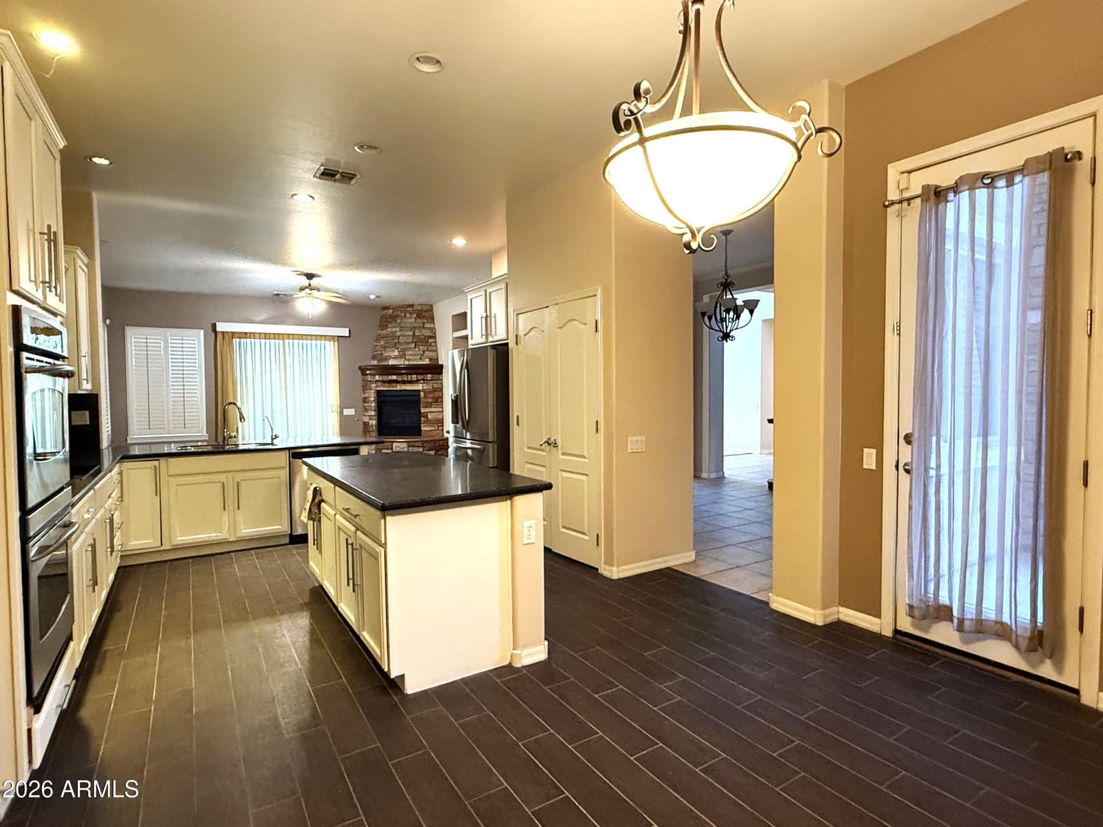 642 E TORREY PINES Place, Chandler, AZ 85249 — photo 13 of 44