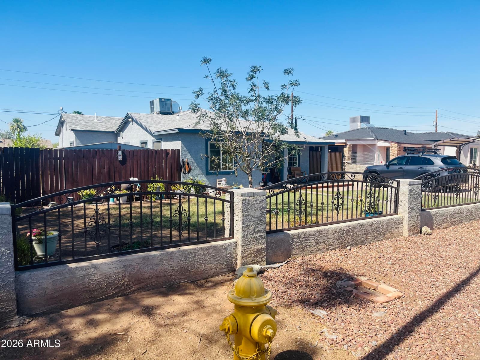 104 W PUEBLO Avenue, Phoenix, AZ 85041 — photo 1 of 30