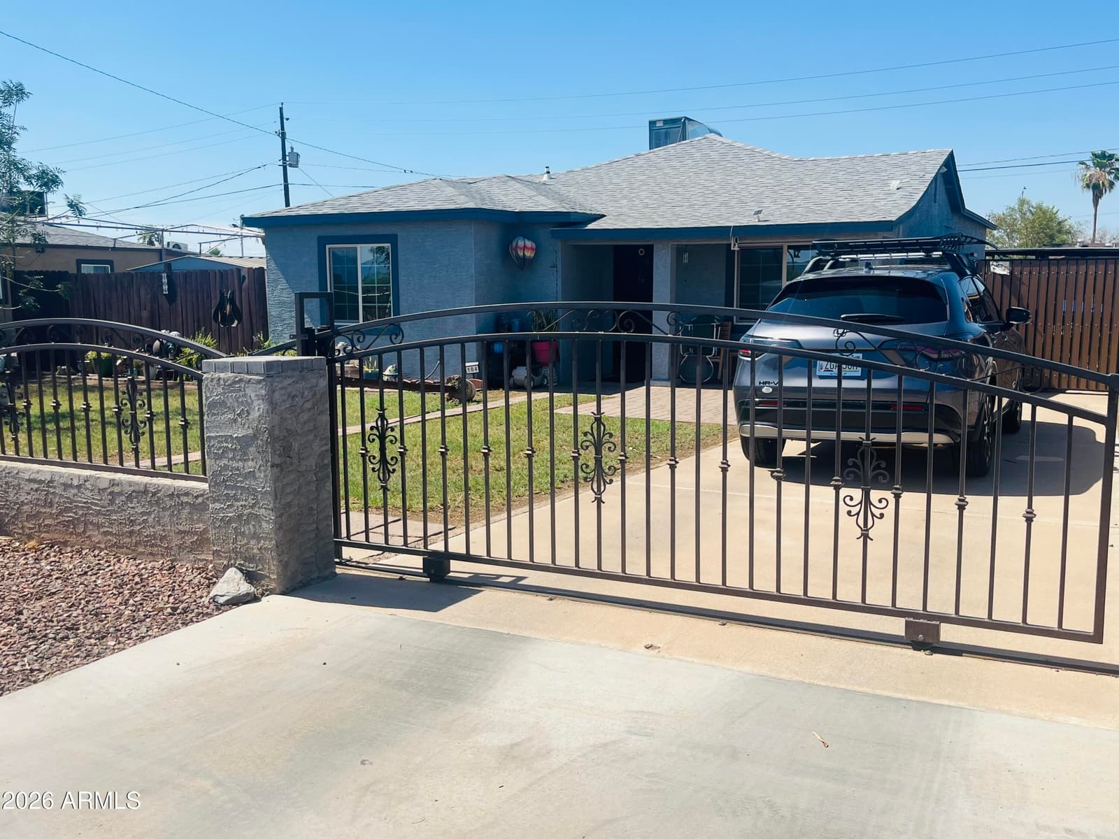 104 W PUEBLO Avenue, Phoenix, AZ 85041 — photo 3 of 30