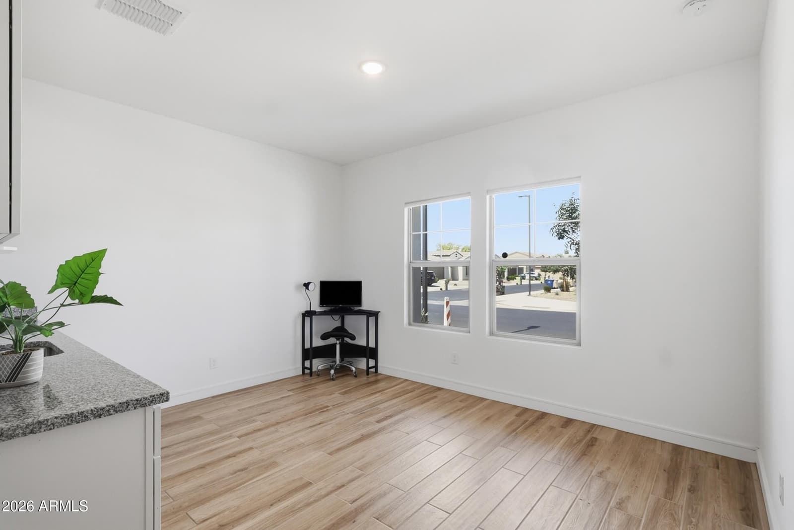 7909 N 86TH Lane, Glendale, AZ 85305 — photo 4 of 35