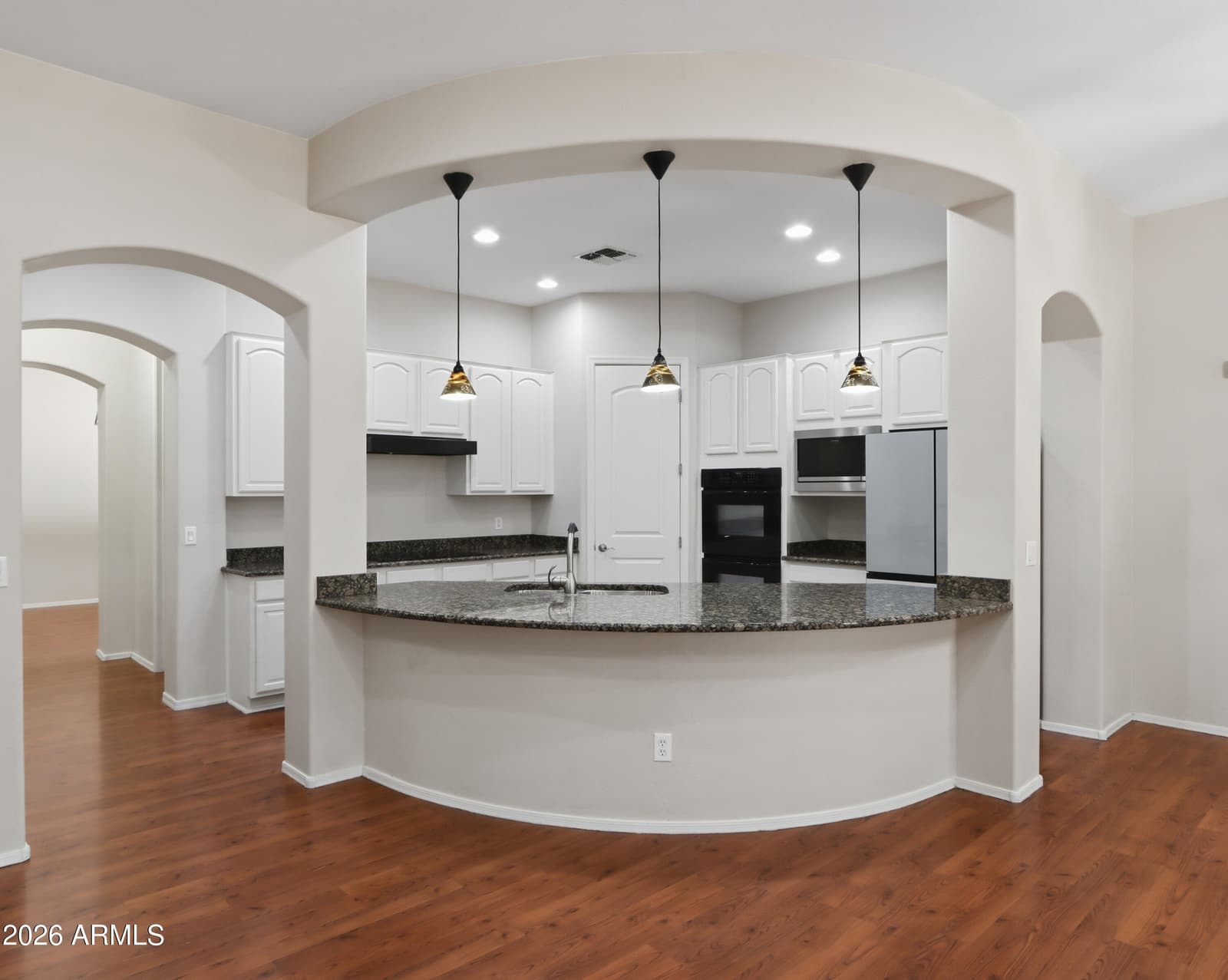 2406 W DESPERADO Way, Phoenix, AZ 85085 — photo 6 of 36