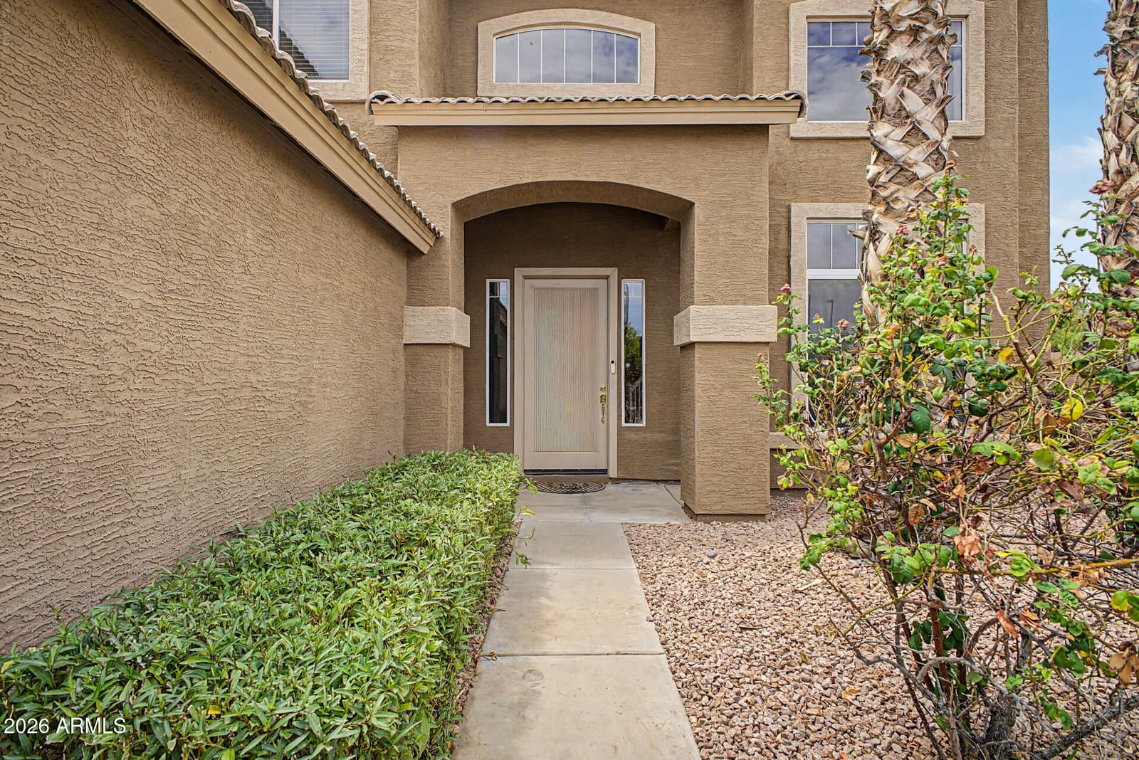 3533 E WILDHORSE Drive, Gilbert, AZ 85297 — photo 4 of 50