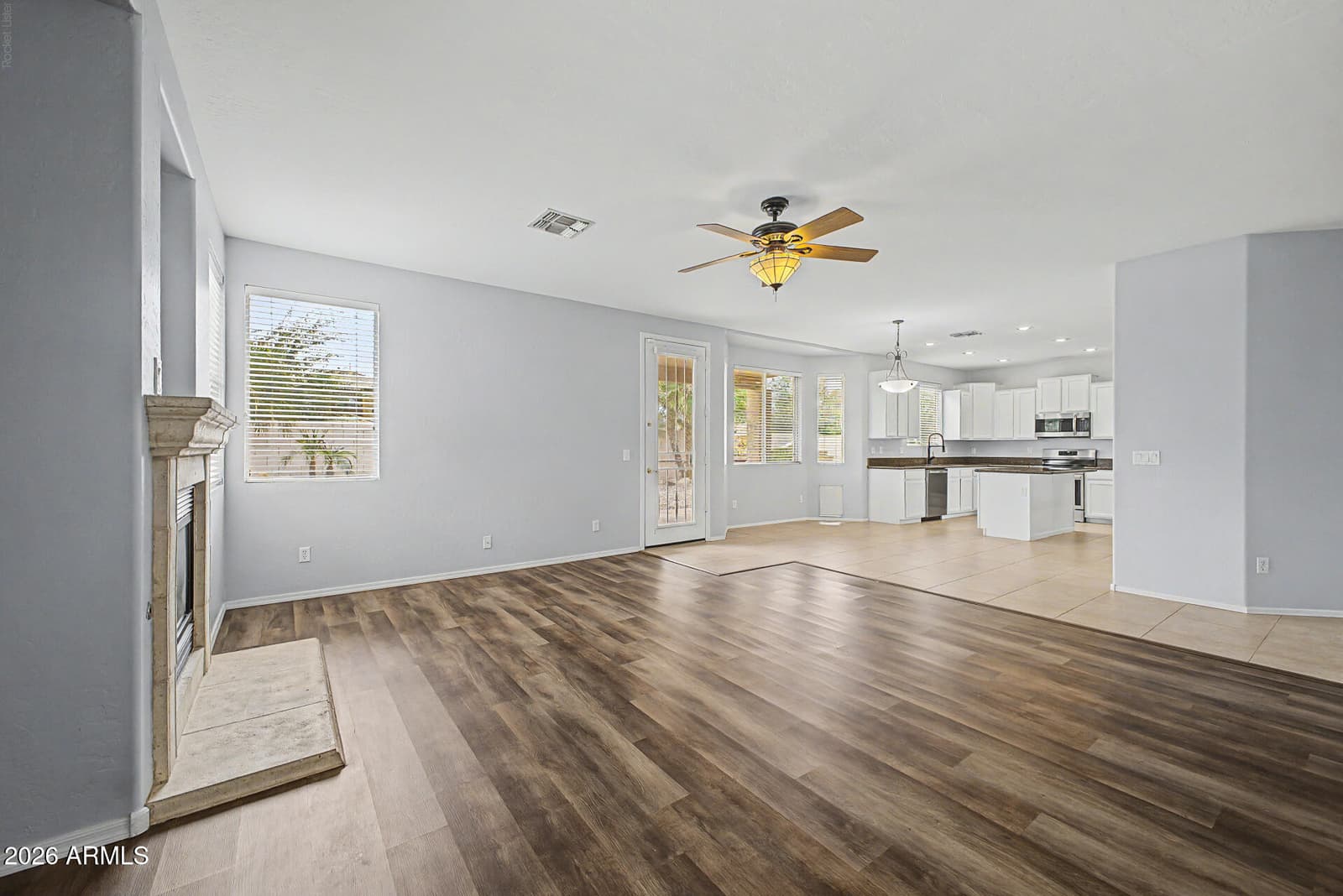3533 E WILDHORSE Drive, Gilbert, AZ 85297 — photo 12 of 50