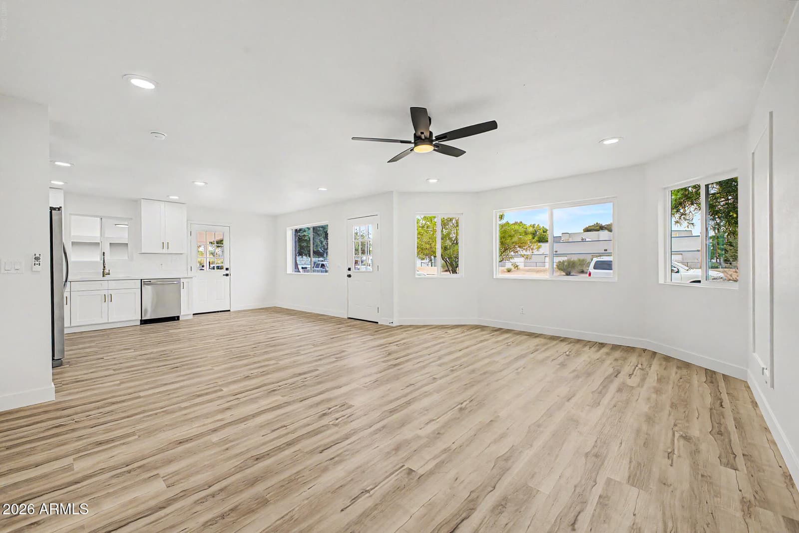 2344 W CHOLLA Street, Phoenix, AZ 85029 — photo 3 of 22