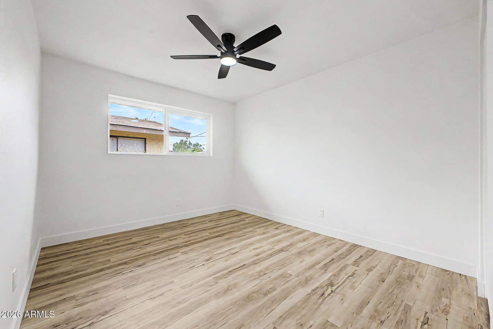 2344 W CHOLLA Street, Phoenix, AZ 85029 — photo 14 of 22