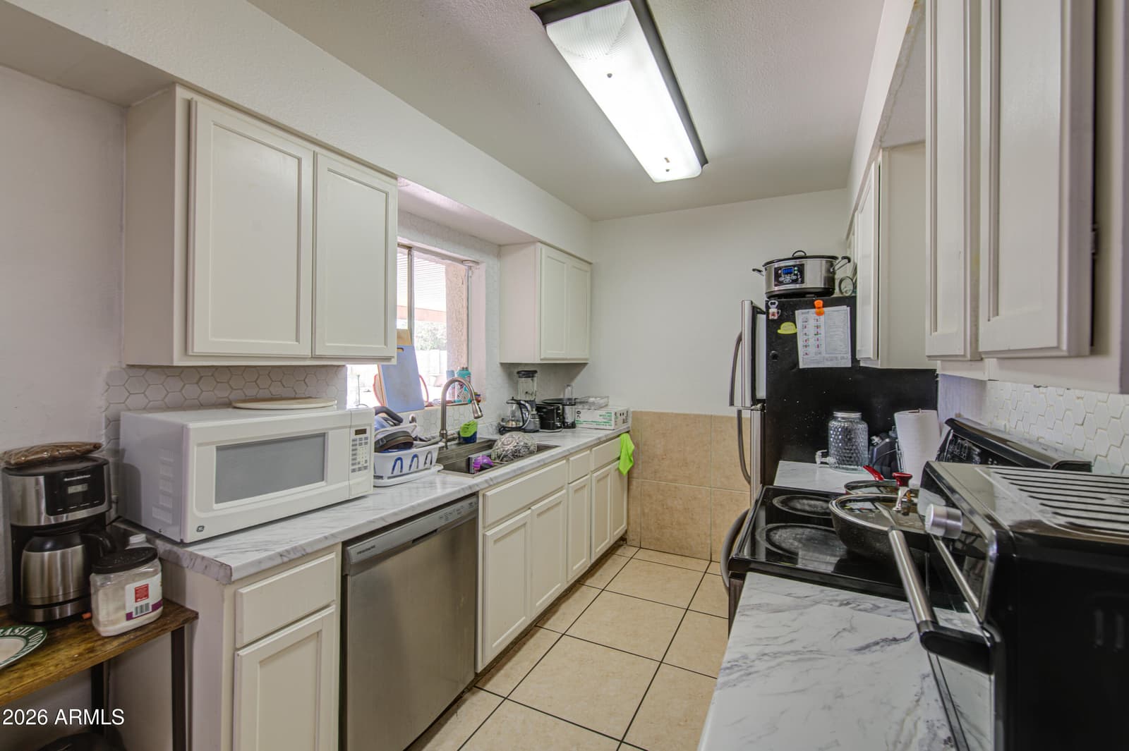 4144 W PASADENA Avenue, Phoenix, AZ 85019 — photo 9 of 27
