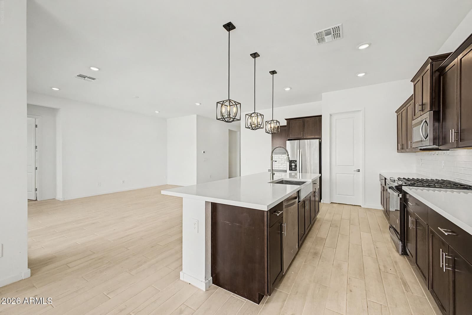 4562 N 177TH Drive, Goodyear, AZ 85395 — photo 13 of 41