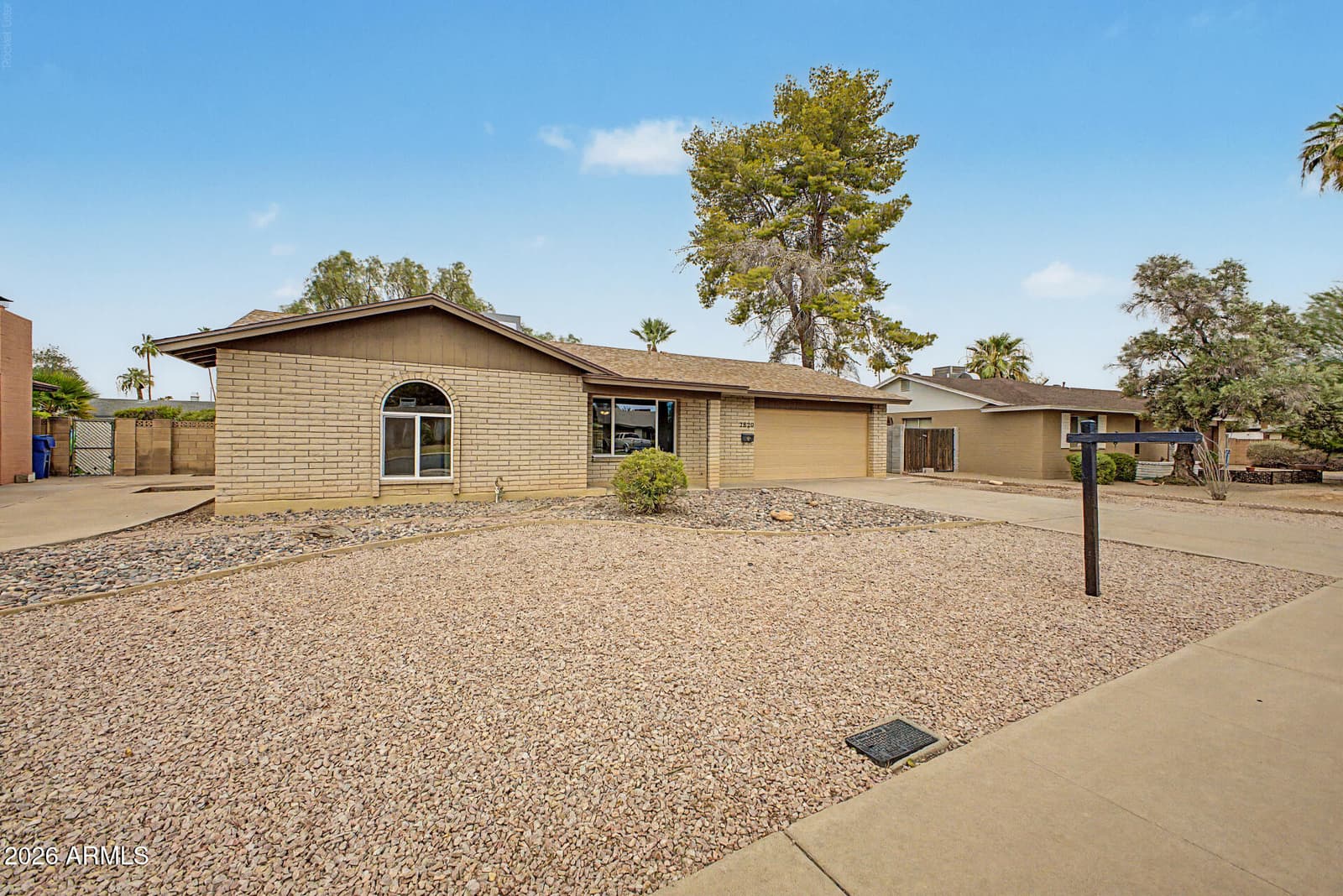 2820 S GEORGE Drive, Tempe, AZ 85282 — photo 3 of 40