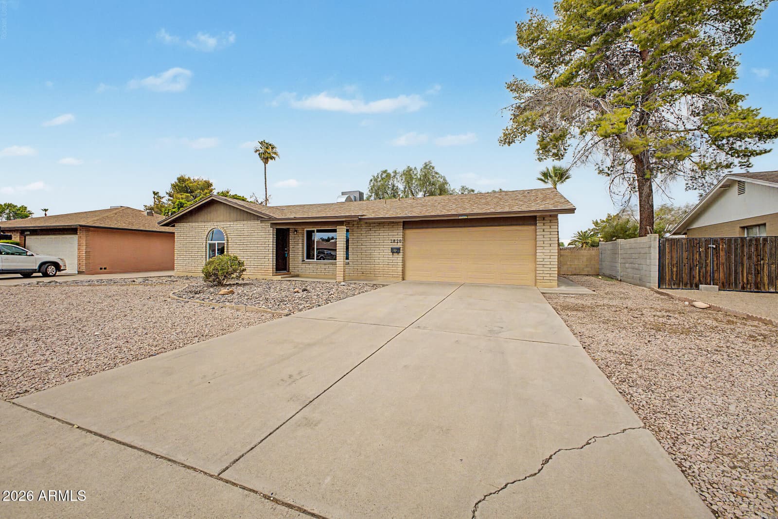 2820 S GEORGE Drive, Tempe, AZ 85282 — photo 5 of 40