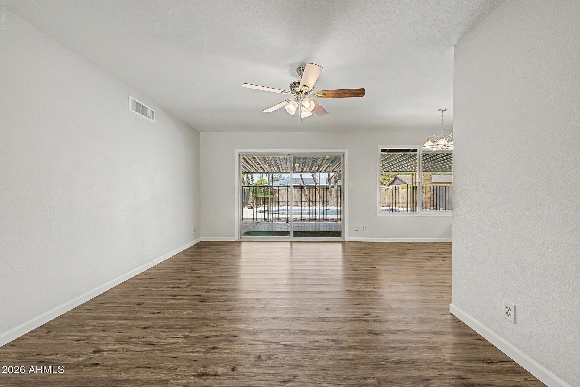 2820 S GEORGE Drive, Tempe, AZ 85282 — photo 15 of 40