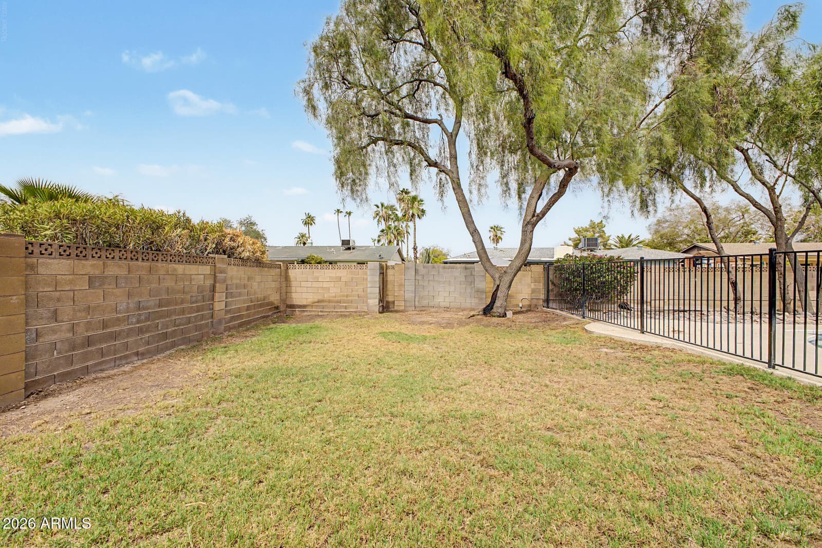 2820 S GEORGE Drive, Tempe, AZ 85282 — photo 34 of 40