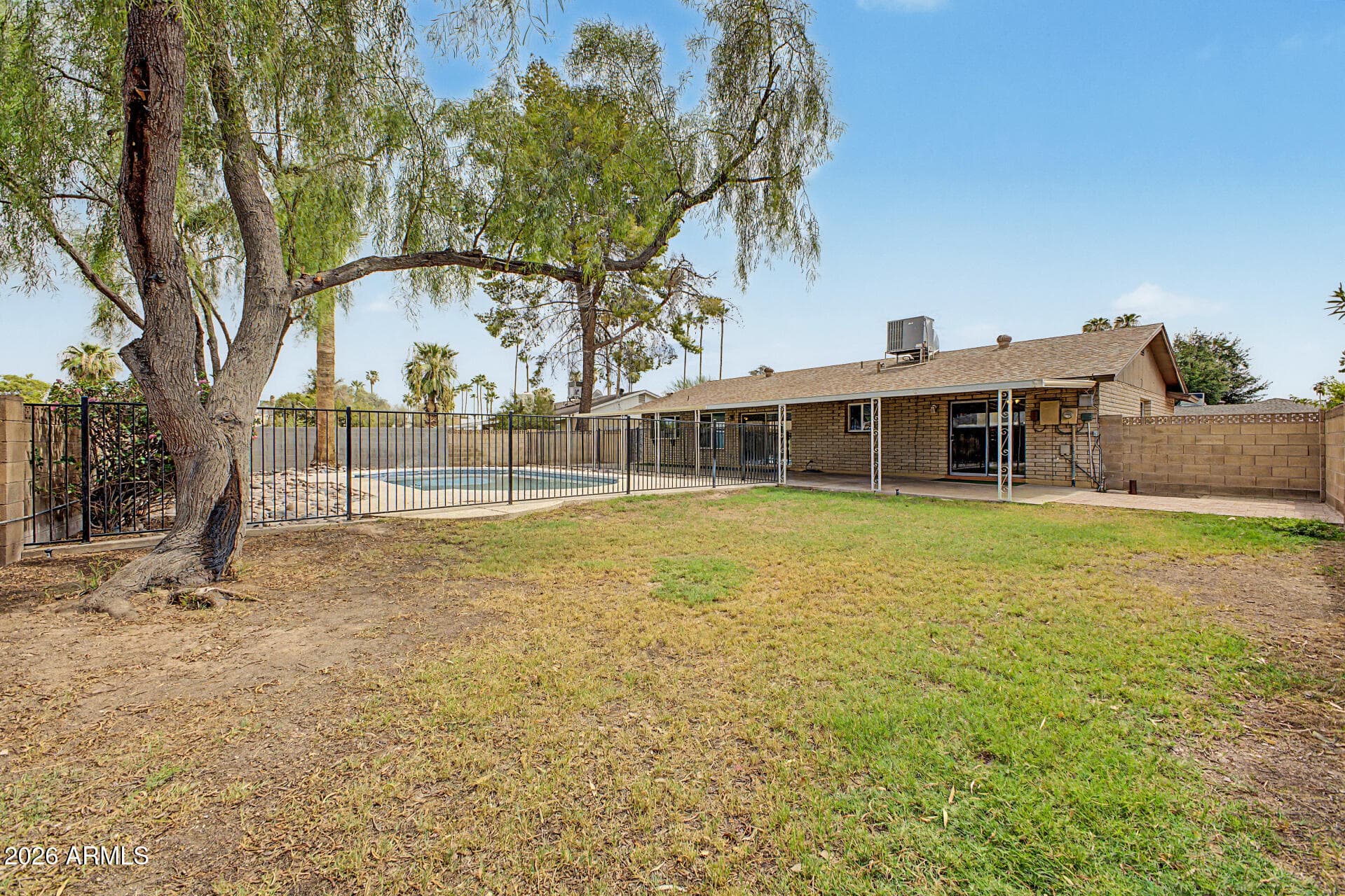 2820 S GEORGE Drive, Tempe, AZ 85282 — photo 36 of 40