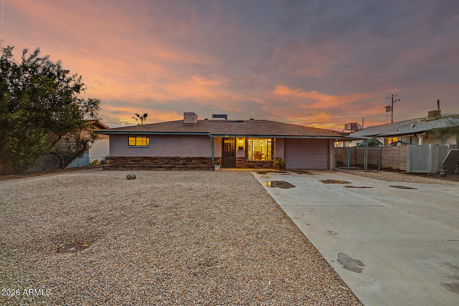 8514 N 8TH Street, Phoenix, AZ 85020 — photo 2 of 33