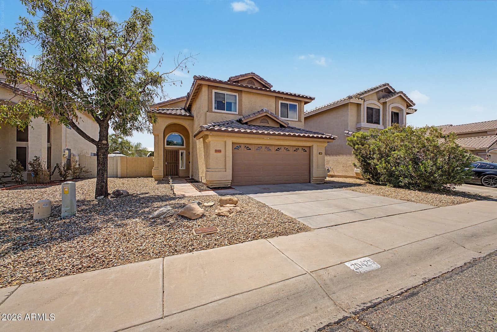 20426 N 38TH Drive, Glendale, AZ 85308 — photo 4 of 38