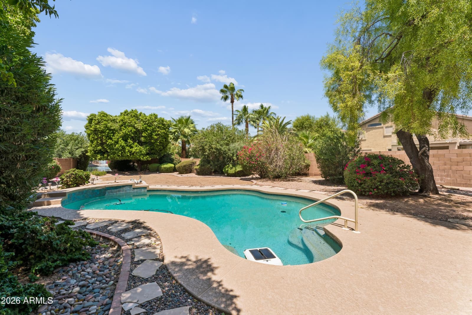860 N WOODBURNE Drive, Chandler, AZ 85224 — photo 54 of 83