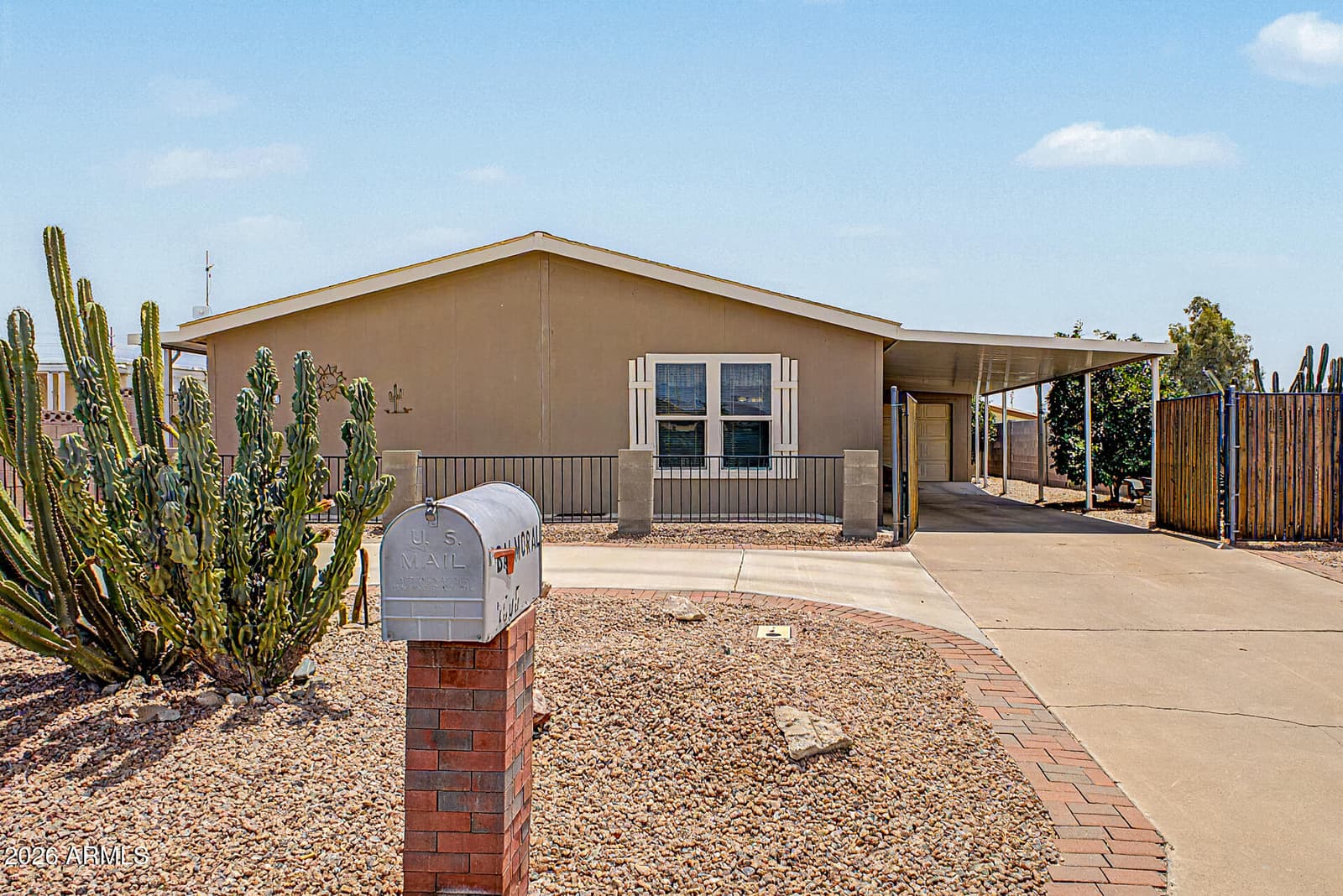7505 E BALMORAL Avenue, Mesa, AZ 85208