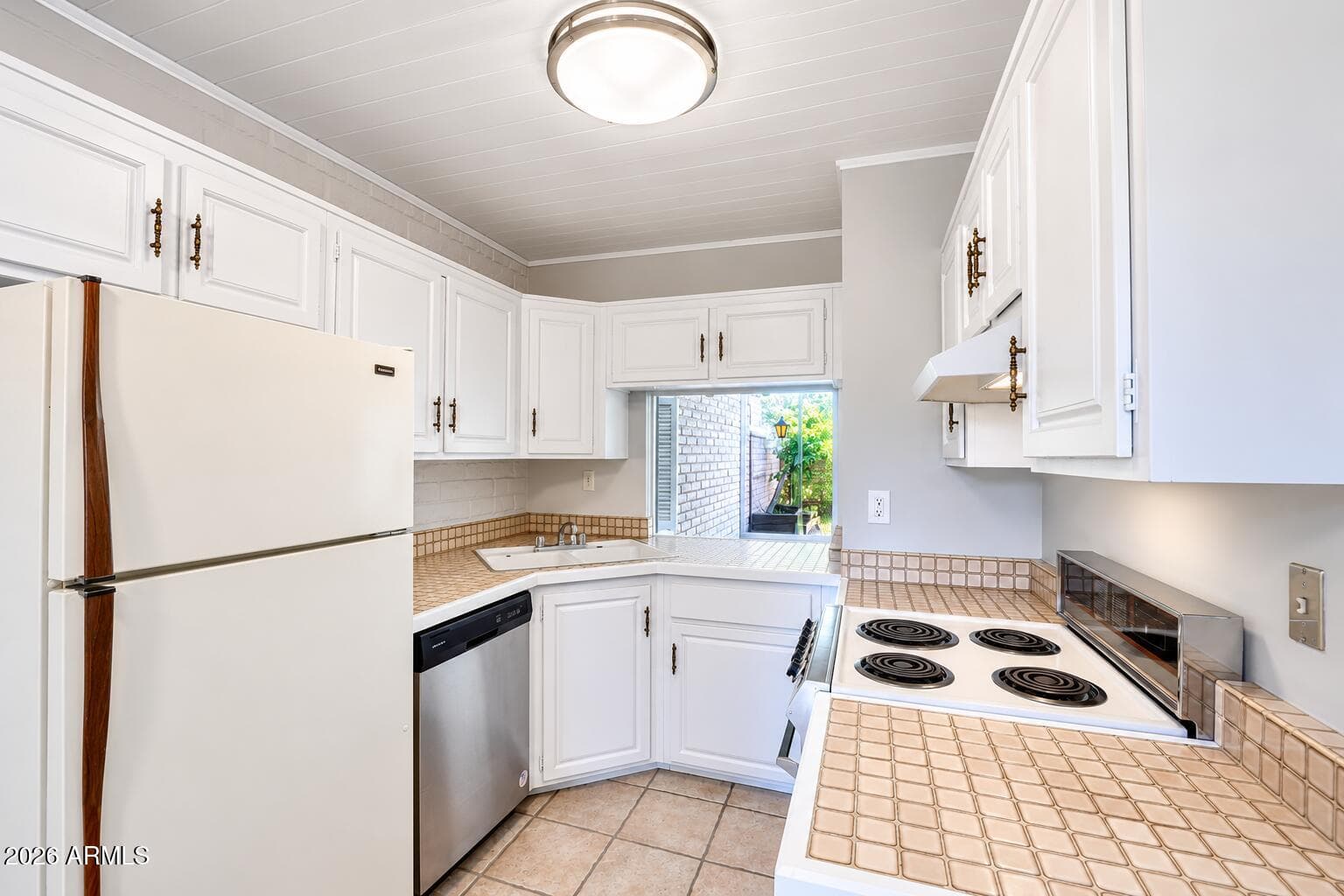 3012 N 32ND Street 35, Phoenix, AZ 85018 — photo 3 of 12