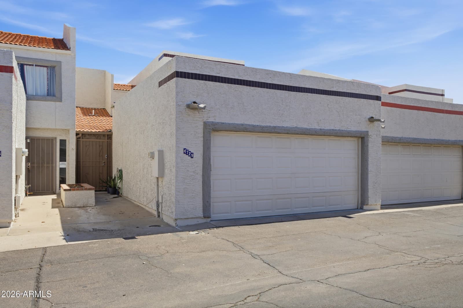 4729 W Eva Street, Glendale, AZ 85302 — photo 2 of 31