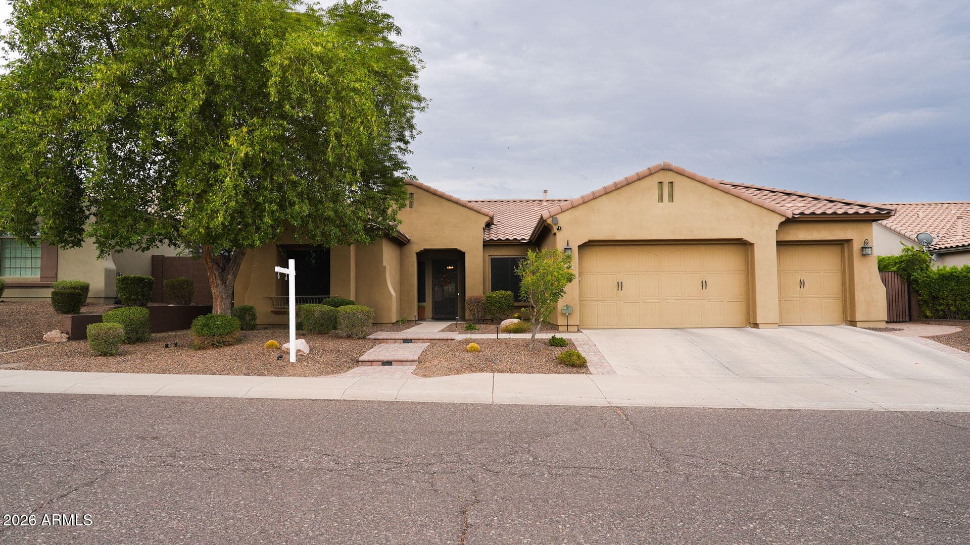 27507 N 56TH Lane, Phoenix, AZ 85083 — photo 1 of 40