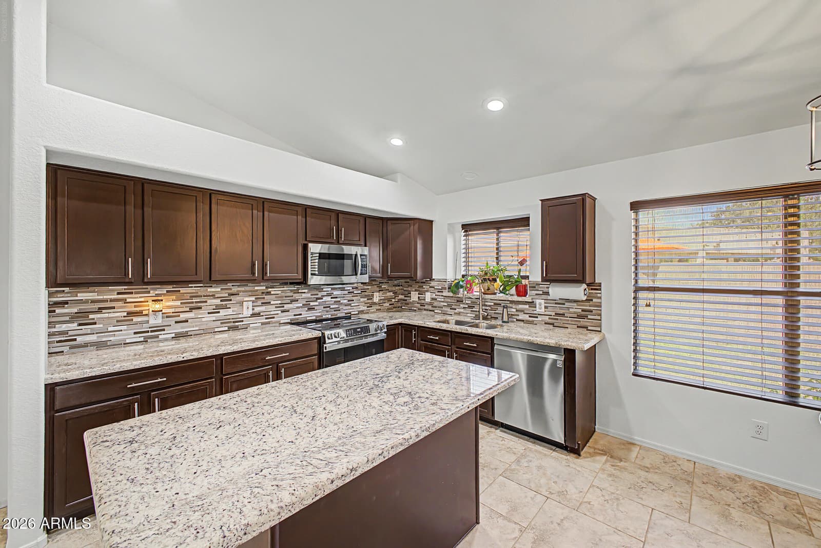 19277 N 66TH Avenue, Glendale, AZ 85308 — photo 18 of 68