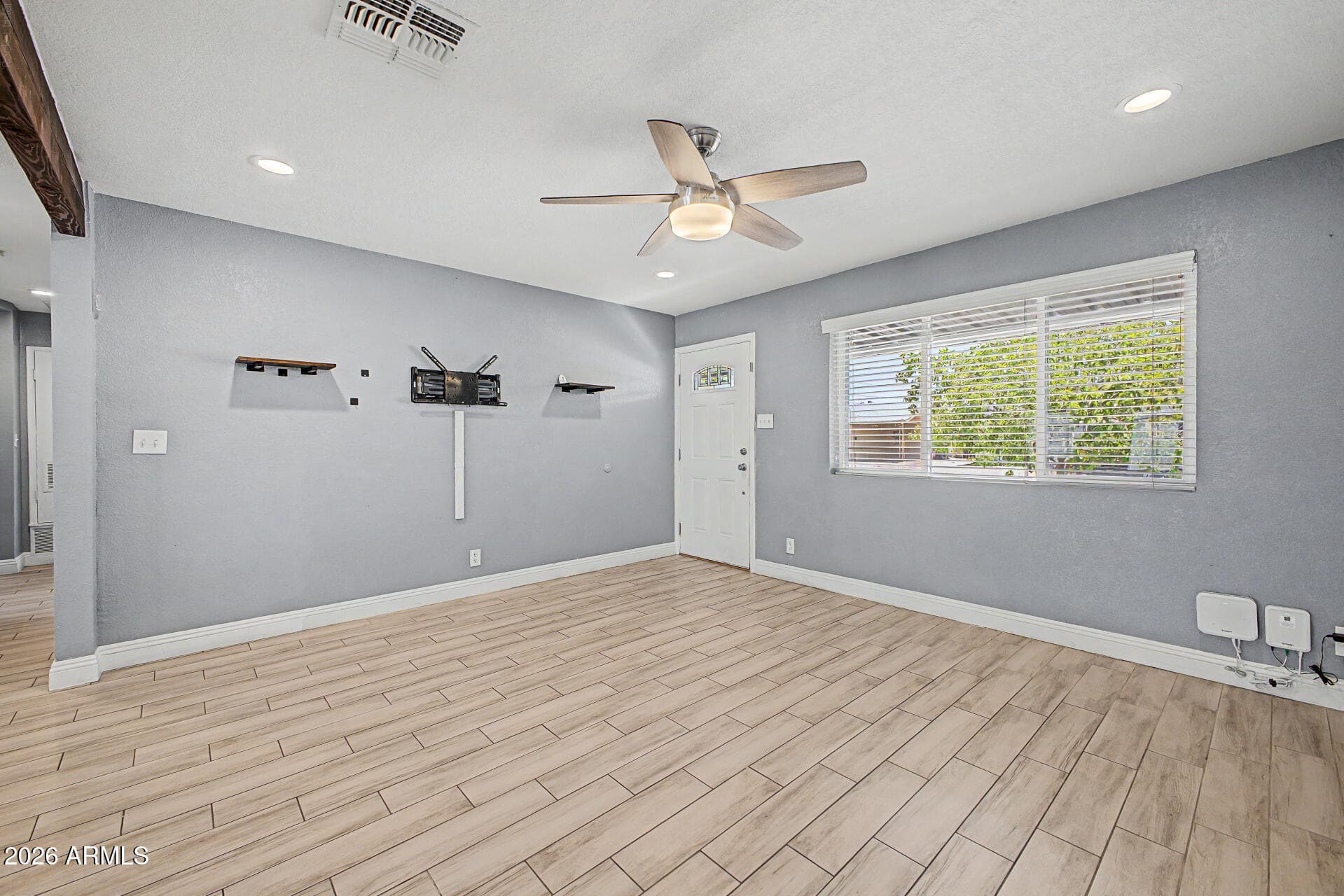 7538 E DIAMOND Street, Scottsdale, AZ 85257 — photo 4 of 34