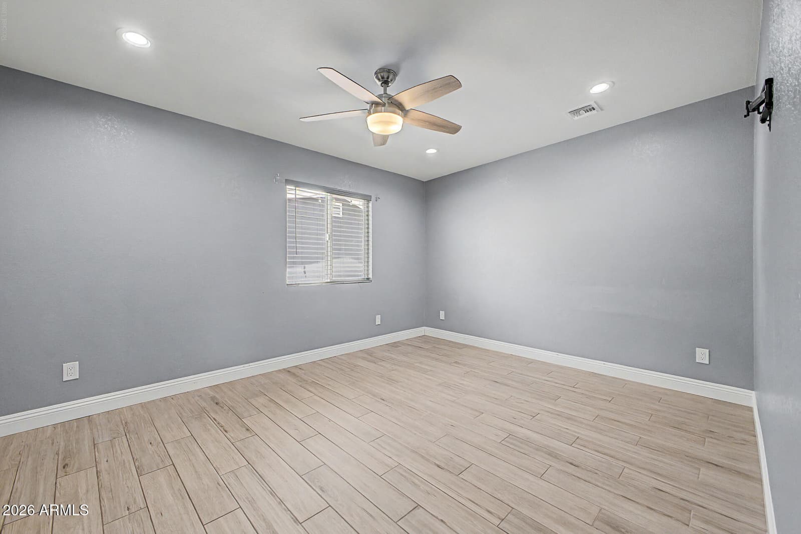 7538 E DIAMOND Street, Scottsdale, AZ 85257 — photo 14 of 34