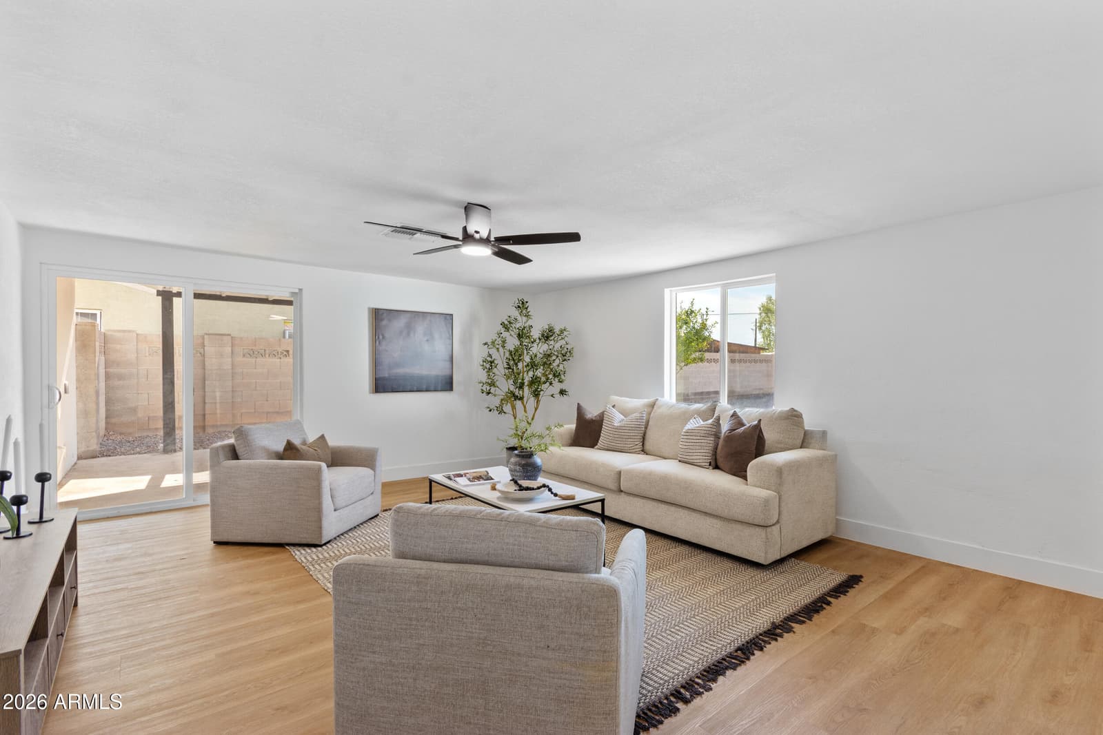 370 W TULSA Street, Chandler, AZ 85225 — photo 18 of 43
