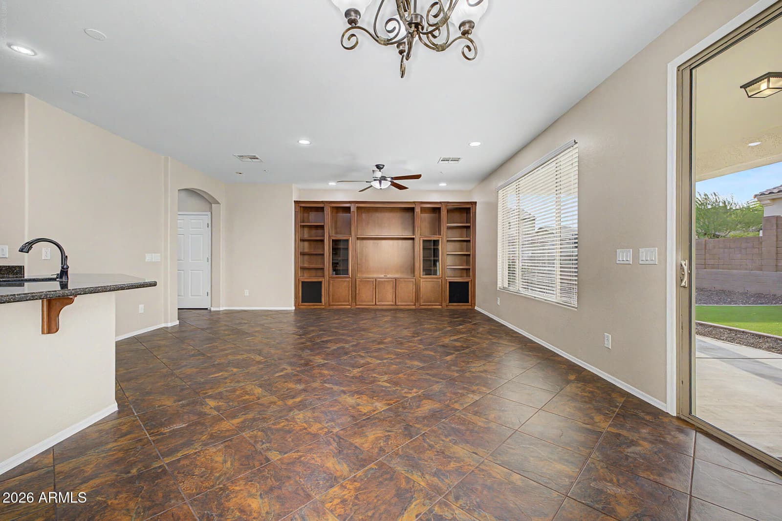 13156 W CHAPAROSA Way, Peoria, AZ 85383 — photo 27 of 108