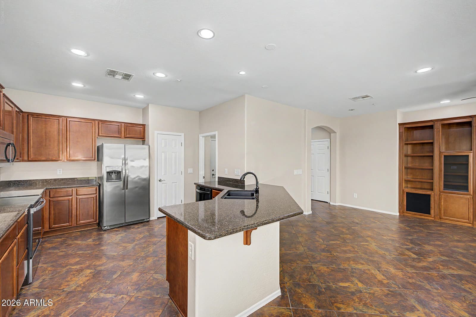 13156 W CHAPAROSA Way, Peoria, AZ 85383 — photo 31 of 108