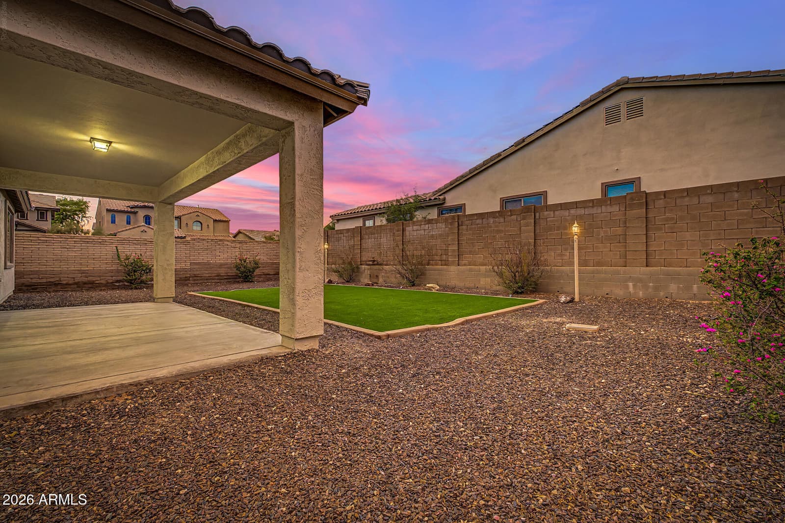 13156 W CHAPAROSA Way, Peoria, AZ 85383 — photo 11 of 108