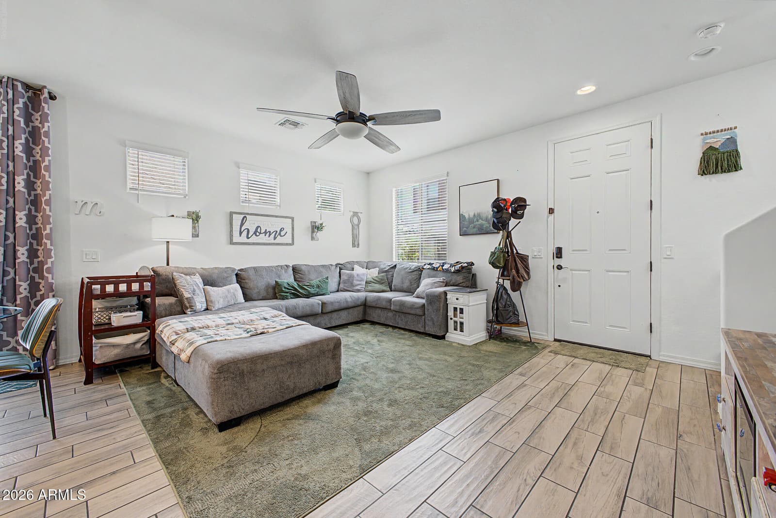 1659 S 82ND Place, Mesa, AZ 85209 — photo 4 of 29