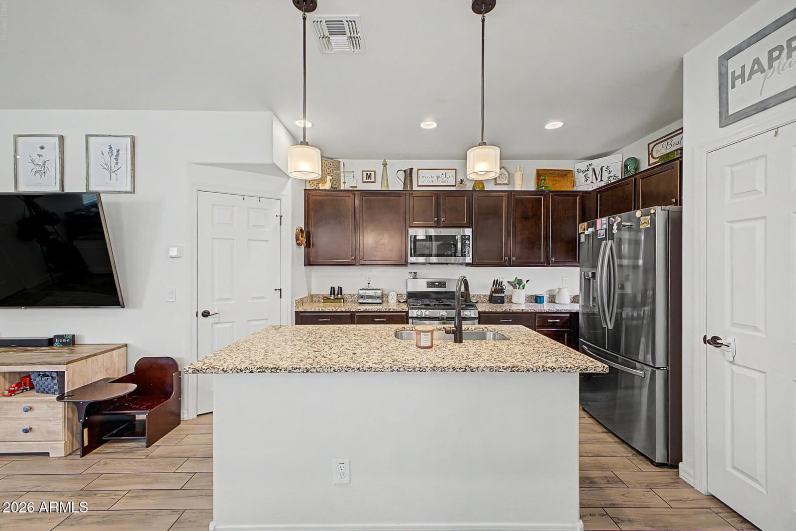 1659 S 82ND Place, Mesa, AZ 85209 — photo 10 of 29